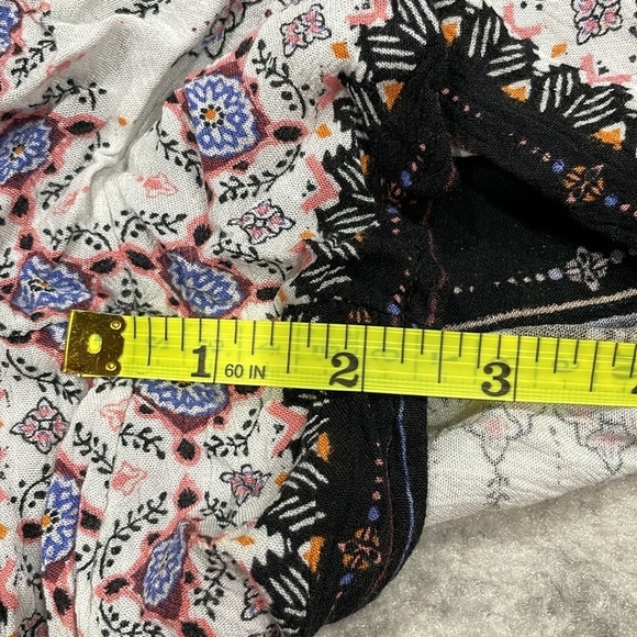 Mudd Long Sleeve Flower Romper - Picture 11 of 12